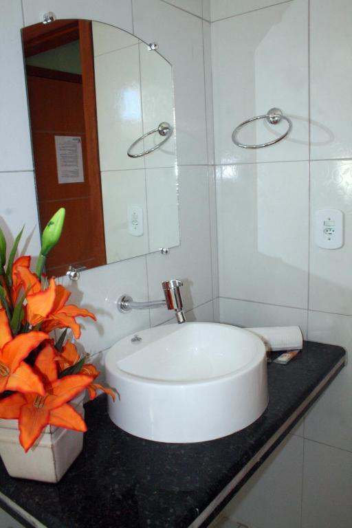 Oyo Apart Hotel Veleiros Santa Cruz Cabrália Oda fotoğraf