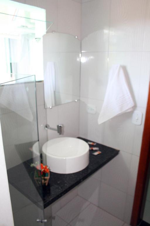 Oyo Apart Hotel Veleiros Santa Cruz Cabrália Oda fotoğraf
